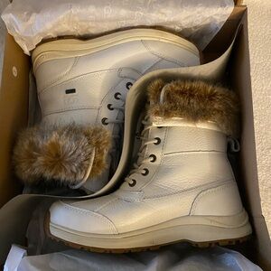 Uggs Adirondack Womens Fur-Lined Winter Boots